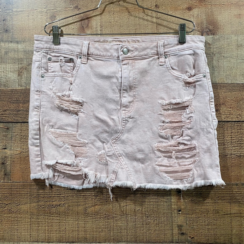 American Eagle Distressed Super Stretch Pink Jean Skirt Size 16